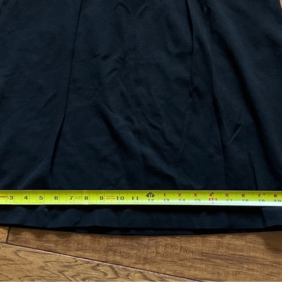 Ann Taylor Loft Black Dress Size 10 Zipper Back Cap Sleeve Knee Length CUTE EUC - Picture 3 of 12